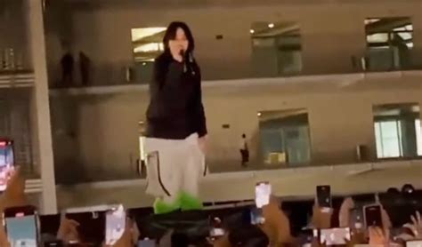 Storm pospone el show de Billie Eilish en México pero ella aún sube al