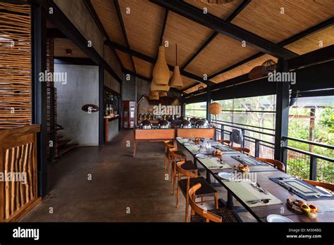 YALA, SRI LANKA - DECEMBER 10, 2016: Interior of Cinnamon Wild ...