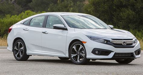 New, bigger Honda Civic breaks 40 mpg barrier