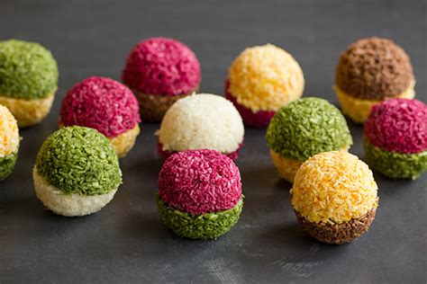 Raw food desserts :: Behance