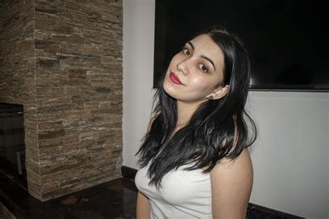 Eve Evian Lets Party VR Porn Video VRPorn