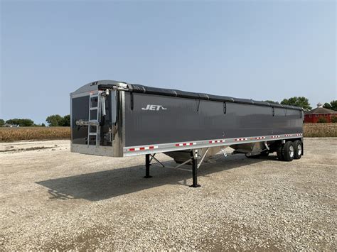 Grainhoppertrailer Jetslatefrontcornerfield Jet Co Trailers