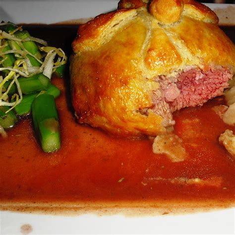 Beef Wellington (Individual)