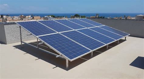 Panneaux Solaires Sur Un Toit Plat Prix Et Installation