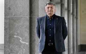 Александр Сокуров: фильмы, биография, семья, фильмография — Кинопоиск