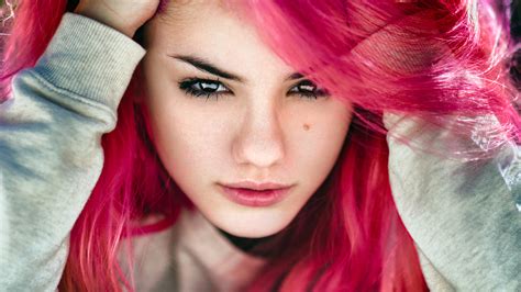 Wallpaper Delaia Gonzalez Women Model Dyed Hair Looking At Viewer Portrait Face Pink