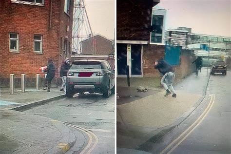 Thieves Smash Window Of Land Rover Parked In Portsmouth Street And Run