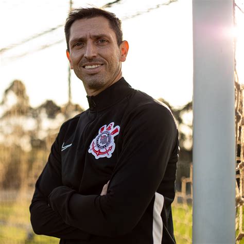 Corinthians contrata Diogo Siston como novo técnico do Sub 20 Gazeta