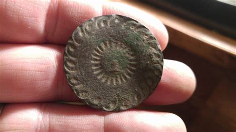 Metal Detecting Colonial Coppers Buttons And More Youtube