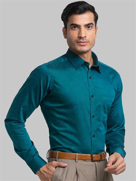 Men Green Slim Fit Structure Cotton Cut Collar Shirts Myraymond