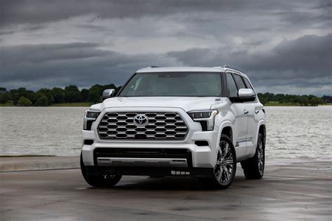 2023 Toyota Sequoia White