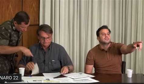 Pablo Marçal faz live da vitória mas acompanha derrota de Bolsonaro