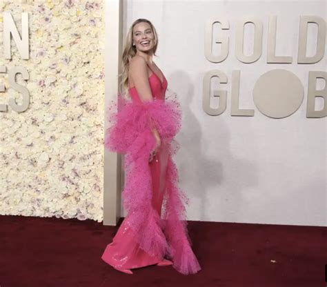 Golden Globe Trionfo Per Oppenheimer Barbie E Garrone A Mani Vuote