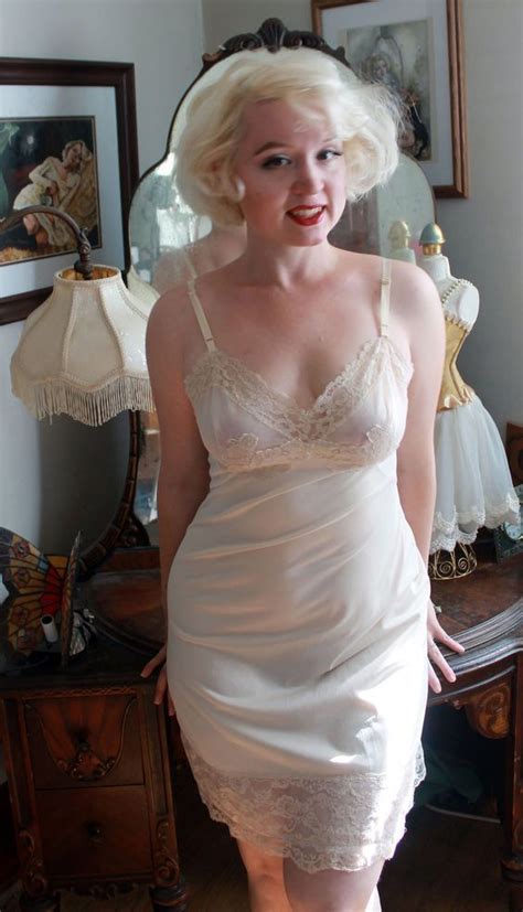 Pretty Lingerie Vintage Lingerie Beautiful Lingerie Vintage Clothing Jolie Lingerie Women