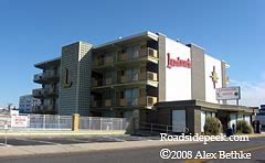 Roadside Peek : Roadside Motels Wildwood 4