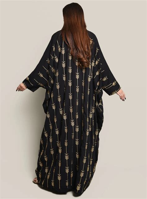 Bisht Abaya Set Piece Black Embroidered Bisht Abaya With Inner Dress