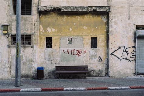 Banco De Imagens Rua Beco Parede Fachada Grafite Faixa Arte A