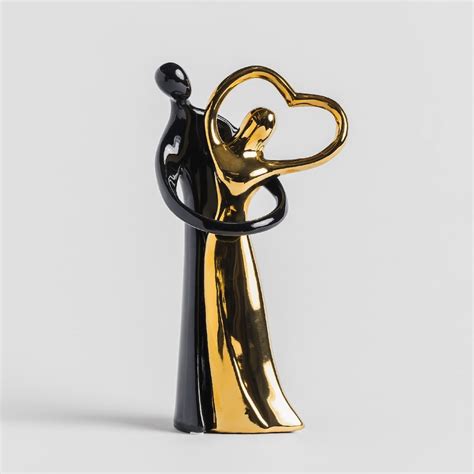Figurka Untouched | home-you.com