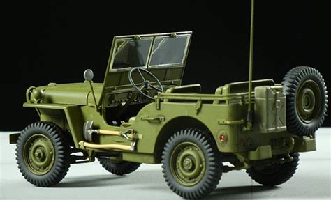 New Italeri 1/24 Jeep Willys kit 6355