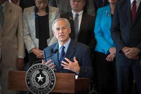 Gov. Greg Abbott Wheelchair - Reporter Laments Difficulty in Demonizing ...