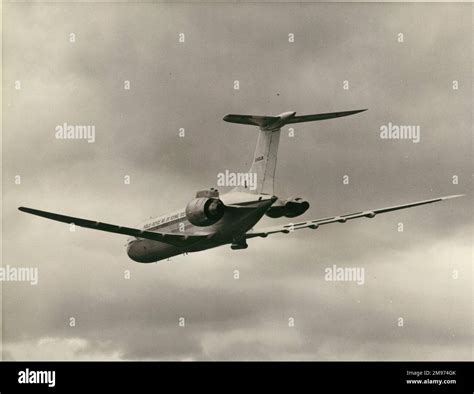 Vickers VC10, G-AXLR, was used a testbed for the Rolls-Royce RB211 ...