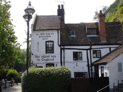 Roaming About In Nottingham Discovered The Oldest Inn In England