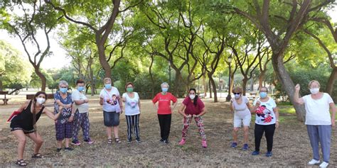 Las Personas Mayores Vuelven A Llenar De Vida Los Parques