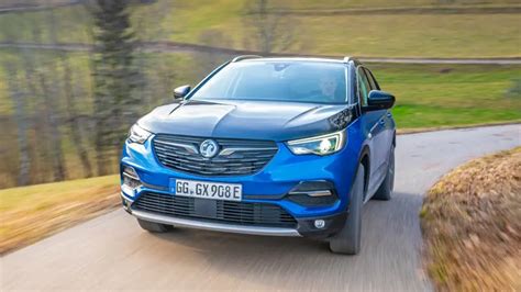 Vauxhall SUVs: full guide and latest deals | BuyaCar