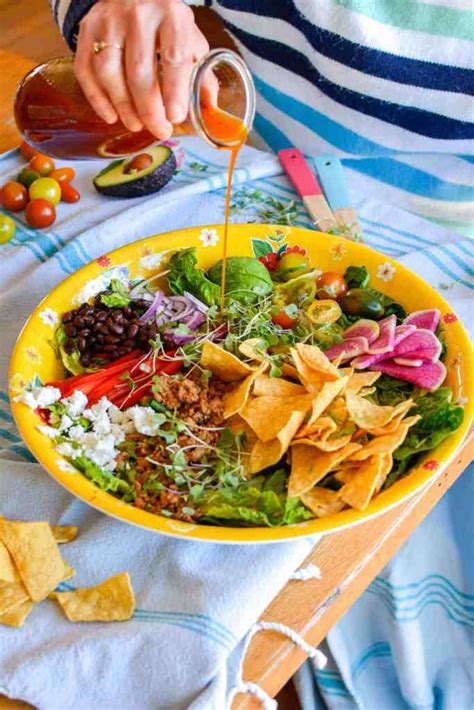 The BEST Sweet Citrus Taco Salad Dressing Recipe - ¡HOLA! JALAPEÑO