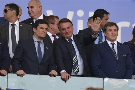 Bolsonaro e Moro assistem a final da Copa América no Maracanã