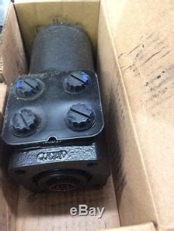 New Eaton Char-Lynn Steering Control Valve Unit 211-1160-002 / 2111160002