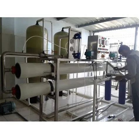 FRP Industrial RO Water Treatment Plant RO Capacity 1000 2000 Liter