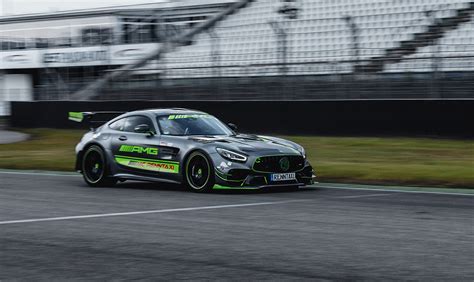 Runden Renntaxi Mercedes Amg Gt R Pro Auf Dem N Rburgring