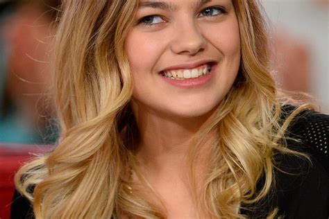 Louane Ses Plus Belles Coupes Et Couleurs De Cheveux Femme Actuelle