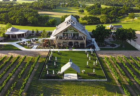 Tribeza S Guide To Hill Country Wineries Tribeza