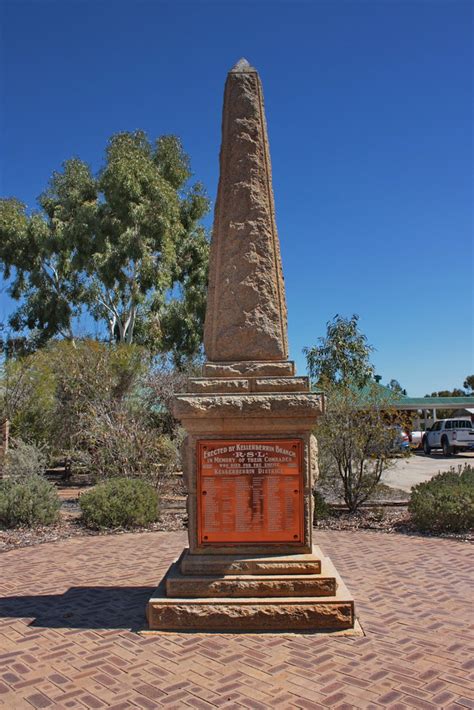 20100925 134900 Kellerberrin War Memorial Derek Graham Flickr