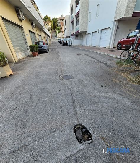 Voragine In Via Della Bonifica Taraborrelli Pericolosissima