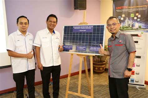 Uniten Pasang Sistem Solar Panel Atas Bumbung Berkapasiti 549 KWp