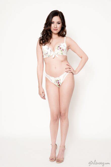 Shyla Jennings Porn Pic