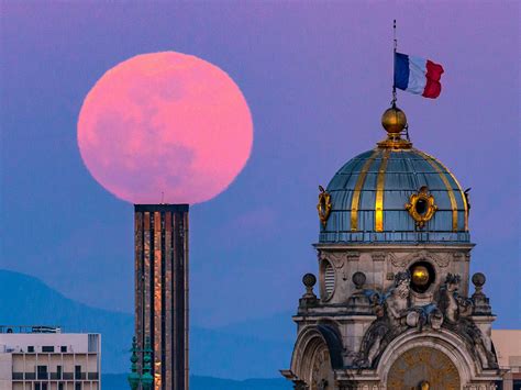 Super Lune Rose Ce Photographe L A Observ E Lyon Et Partage De