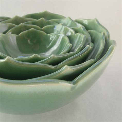 Ceramic Nesting Lotus Bowls Serving Bowls Set Of Five Green