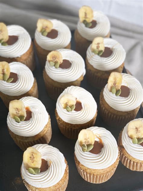 Banana Salted Caramel Cupcakes 바나나 솔티드 카라멜 컵케이크 Plantcafeseoul