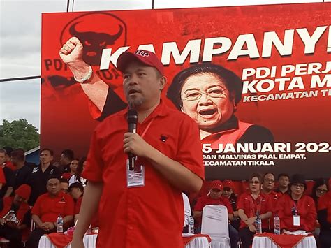 Kampanye Perdana Ribuan Pendukung PDI Perjuangan Siap Menangkan Ganjar