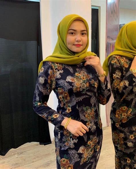 Sukaan Komen Aqishzara Aqishzaraofficial Pada Instagram