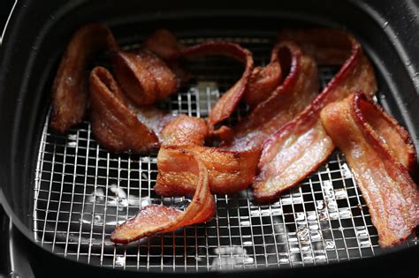 The Craziest Way To Cook Bacon So Its Simultaneously Crispy And Chewy Cooking Bacon New