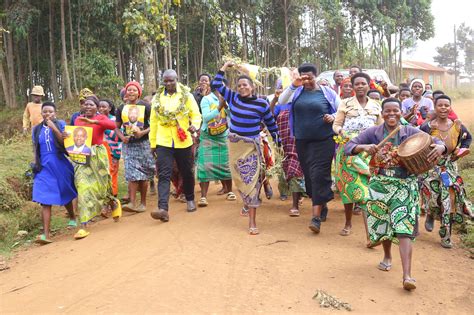 Ndorwa West Residents Abandon Bahati, Back Mporera Over Service