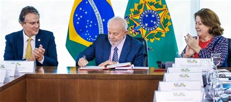 Governo Lula encaminha novo Plano Nacional de Educação ao Congresso