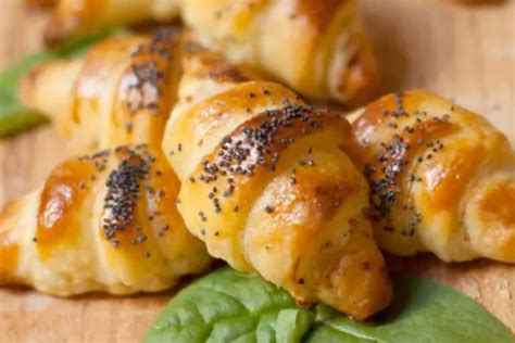 Croissants Ap Ritifs Au Jambon Basilic Et Fromage Frais La Recette