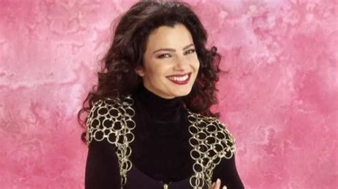 Une Nounou Denfer Fran Drescher Revisite Les Looks Cultes De La