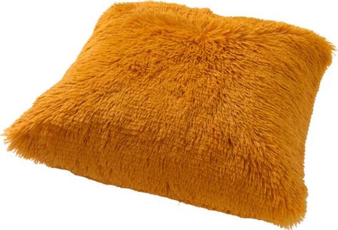 Set Van 2 Sierkussens Dutch Decor FLUFFY 45x45 Cm Golden Glow